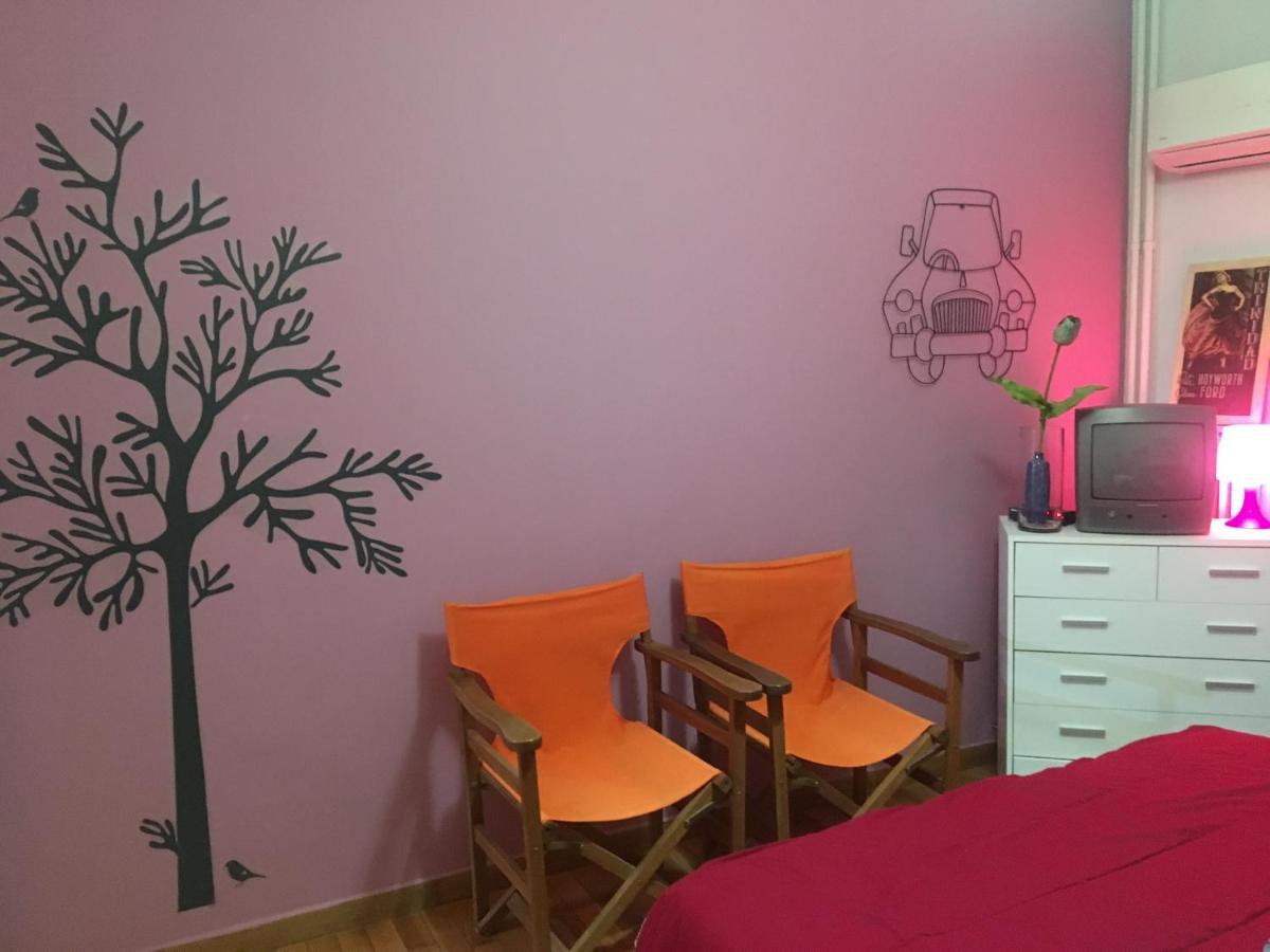 Kouklospito Atene Esterno foto